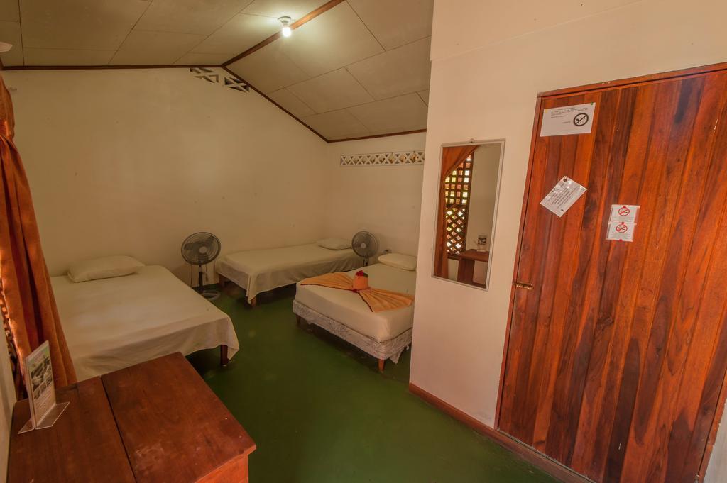 Cabinas Balcon Del Mar 托尔图格罗 外观 照片